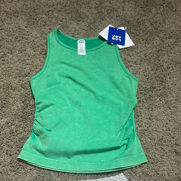 Lab Joy Green Top - Picture 3 of 3